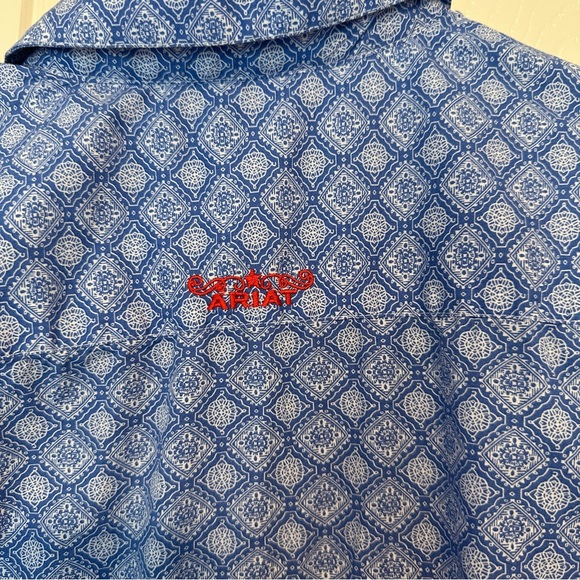 Ariat Women's R.E.A.L. Kirby Fitted Button Down Shirt Size M Blue/White Western - Picture 4 of 10
